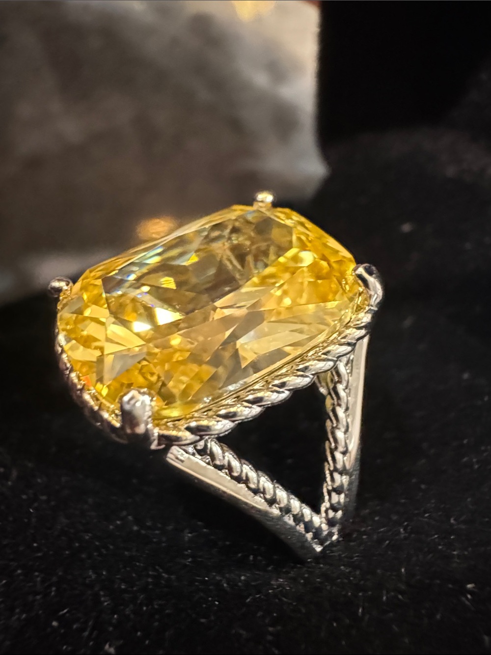 Yellow Cushion-Cut Cocktail Ring in Silver-Tone Setting- Citrine SIZE 8 - Picture 3 of 4